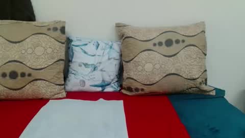 QUEEN online show from April 2026 01:20:02 PM