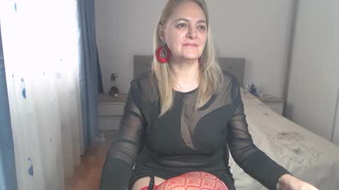 maturediana online show from February 2025 07:01:02 AM