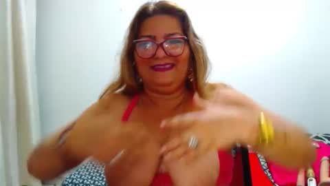 Snapshot of maturehot649 chatting on December 2025 10:07:02 PM maturehot649 online show from December 2025 10:07:02 PM