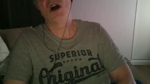 maturehotman online show from January 2025 08:04:01 PM