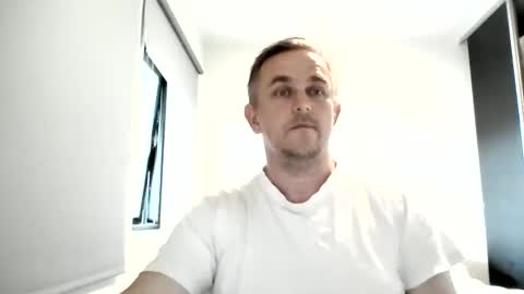 matureontheedge online show from June 2026 12:32:01 PM
