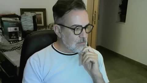 matxexo online show from November 2025 07:06:01 PM