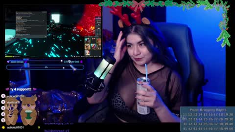 Snapshot of maudlinbrat chatting on December 2024 06:03:02 AM maudLin online show from December 2024 06:03:02 AM