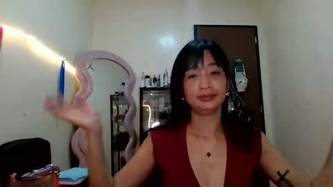 Snapshot of maui742175 chatting on May 2026 10:22:01 AM Maui online show from May 2026 10:22:01 AM