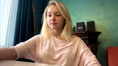 Eva  1st day online show from June 2026 06:21:02 AM