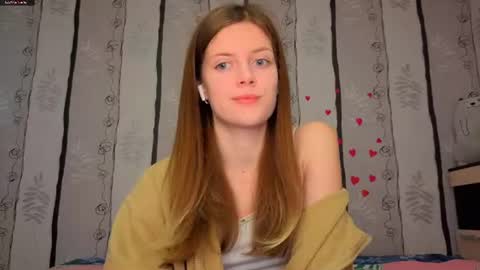 Snapshot of maurineneverman chatting on June 2026 08:20:01 AM Lucy online show from June 2026 08:20:01 AM