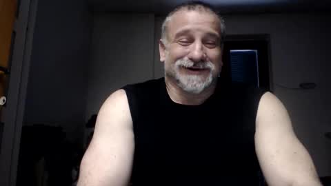 mauro1971 online show from April 2026 10:54:01 AM