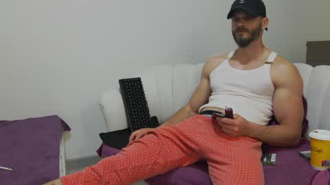 Snapshot of mauro_real_man chatting on May 2026 06:35:02 PM mauro_real_man online show from May 2026 06:35:02 PM
