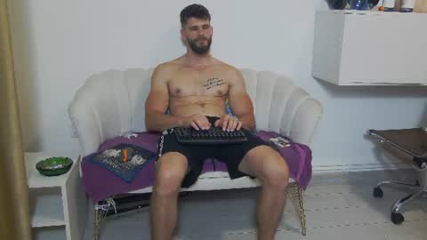 Snapshot of mauro_real_man chatting on July 2026 08:02:01 PM mauro_real_man online show from July 2026 08:02:01 PM