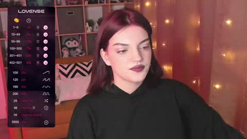 Mavis online show from December 2024 09:55:02 PM