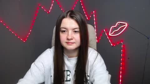 Snapshot of mavkacute chatting on April 2026 06:25:01 PM MavkaCute online show from April 2026 06:25:01 PM