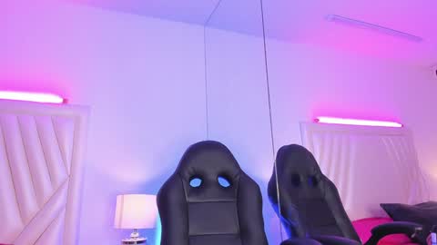 Mavy  online show from January 2025 03:04:01 PM