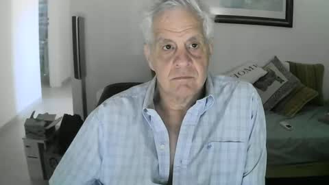 Snapshot of max_2017 chatting on January 2025 09:31:01 PM max_2017 online show from January 2025 09:31:01 PM