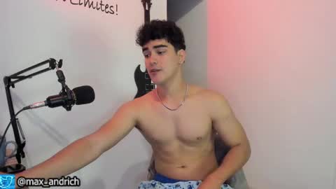 Snapshot of max__andrich chatting on February 2026 10:22:02 AM Max... online show from February 2026 10:22:02 AM