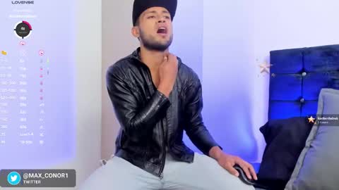 Max Conor online show from October 2025 02:02:01 PM