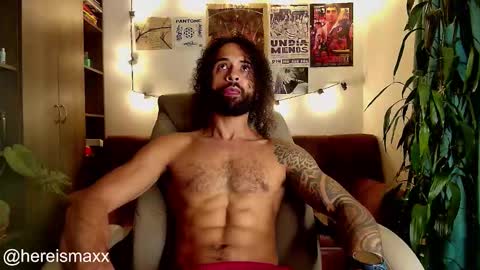 Max Follow me IGX hereismaxx online show from November 2025 08:04:01 AM