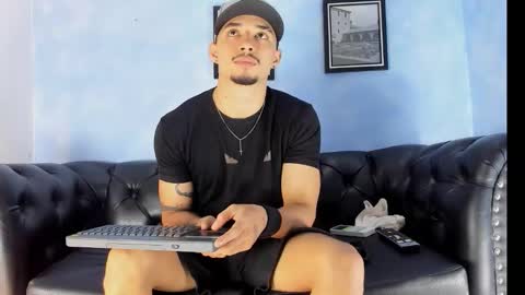 max_jowel online show from December 2025 03:02:01 AM