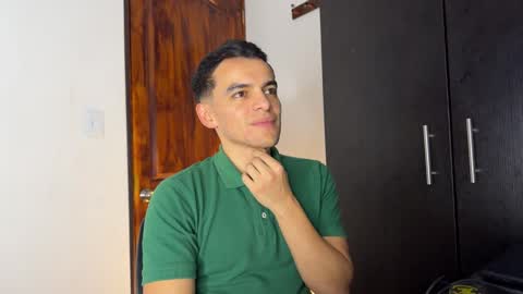 Max Lancaster online show from December 2024 02:17:01 AM