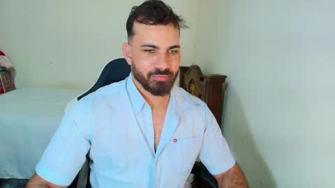 Snapshot of max_love25 chatting on September 2025 09:18:01 PM max_love25 online show from September 2025 09:18:01 PM