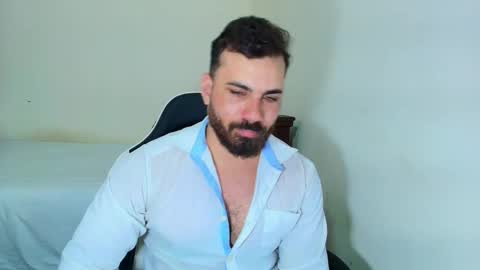 Snapshot of max_love25 chatting on October 2025 07:56:02 PM max_love25 online show from October 2025 07:56:02 PM