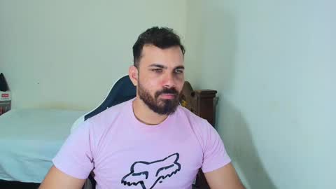 Snapshot of max_love25 chatting on October 2025 07:00:01 PM max_love25 online show from October 2025 07:00:01 PM