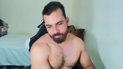 Snapshot of max_love25 chatting on October 2025 10:32:02 PM max_love25 online show from October 2025 10:32:02 PM