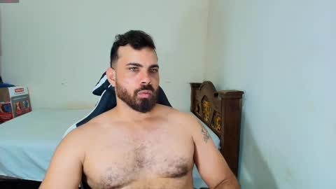 Snapshot of max_love25 chatting on November 2025 07:49:02 PM max_love25 online show from November 2025 07:49:02 PM