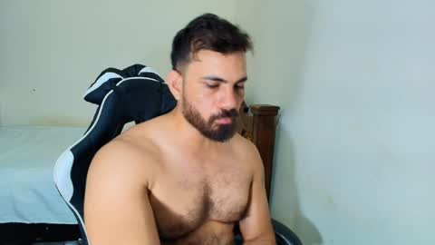 Snapshot of max_love25 chatting on November 2025 01:06:02 AM max_love25 online show from November 2025 01:06:02 AM