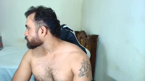 Snapshot of max_love25 chatting on November 2025 07:07:02 PM max_love25 online show from November 2025 07:07:02 PM