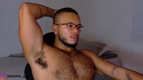 Snapshot of max_meyer chatting on November 2025 10:42:02 PM max_meyer online show from November 2025 10:42:02 PM