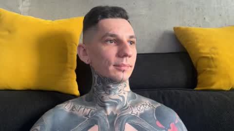    online show from December 2025 06:31:01 AM