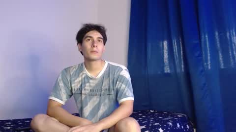 max_snow1616 online show from November 2025 07:03:01 PM