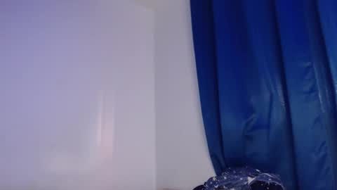 max_snow1616 online show from November 2025 07:51:02 PM