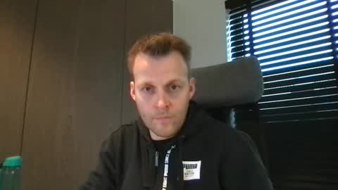 Max take off clothes online show from February 2025 08:50:01 AM