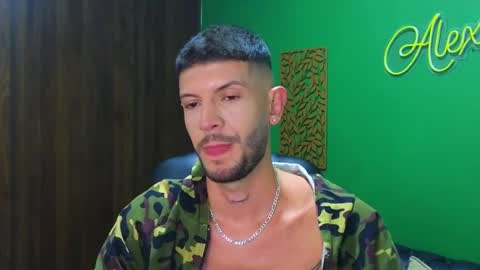 Max Taylor online show from December 2024 01:04:02 AM