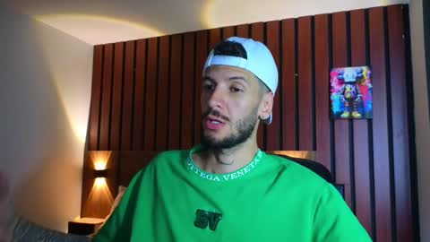 Max Taylor online show from February 2026 04:01:01 PM