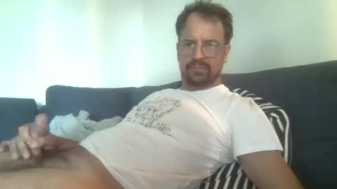 Snapshot of maxhorn591 chatting on September 2025 02:09:02 PM maxhorn591 online show from September 2025 02:09:02 PM