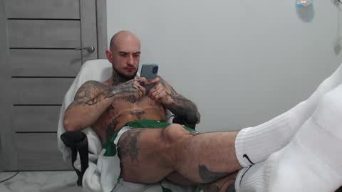 Maximus Fox online show from April 2026 06:19:01 AM