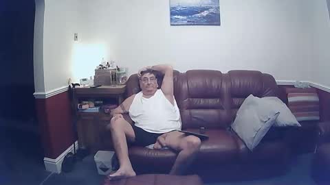 MAX online show from February 2025 10:20:02 PM