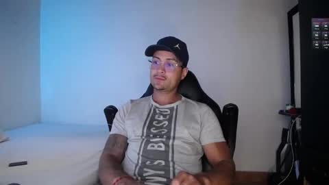 MAXI      online show from March 2025 02:15:01 AM