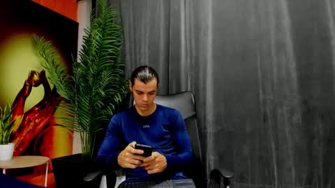 Snapshot of maxi_styles chatting on February 2026 11:32:02 AM Alex online show from February 2026 11:32:02 AM