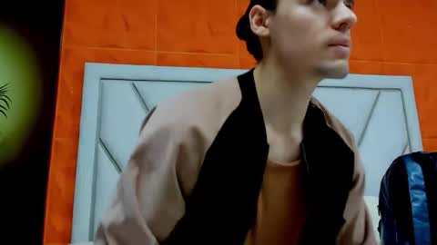 Snapshot of maxi_styles chatting on February 2026 11:22:02 AM Alex online show from February 2026 11:22:02 AM