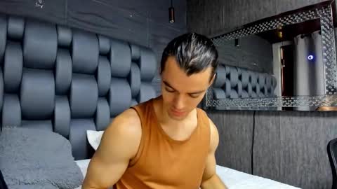 Snapshot of maxi_styles chatting on March 2026 11:50:01 AM Alex online show from March 2026 11:50:01 AM