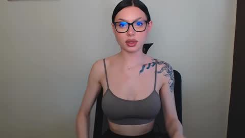 Joanna online show from March 2025 11:21:01 AM