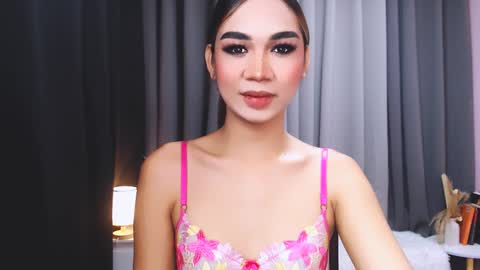 maxie greyson online show from December 2024 09:28:02 AM