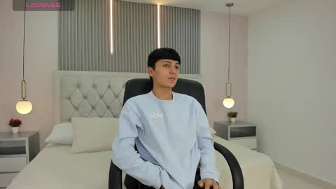 --  -- online show from December 2025 07:01:02 PM