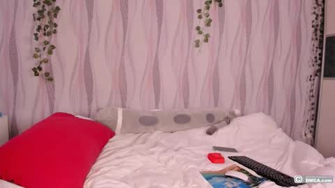 maxim burn online show from October 2025 01:30:01 PM