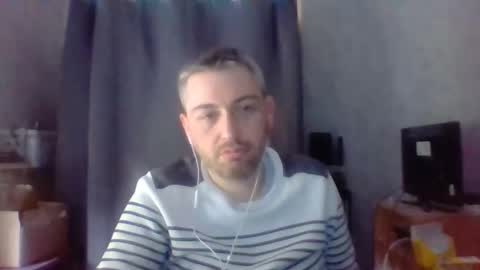 Maxime online show from May 2026 02:33:01 PM