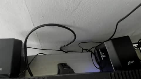 Snapshot of maximiliano_khalil chatting on November 2025 07:59:02 PM Maximiliano online show from November 2025 07:59:02 PM