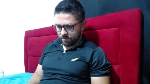Snapshot of maximo_2000 chatting on October 2025 11:51:02 PM maximo_2000 online show from October 2025 11:51:02 PM